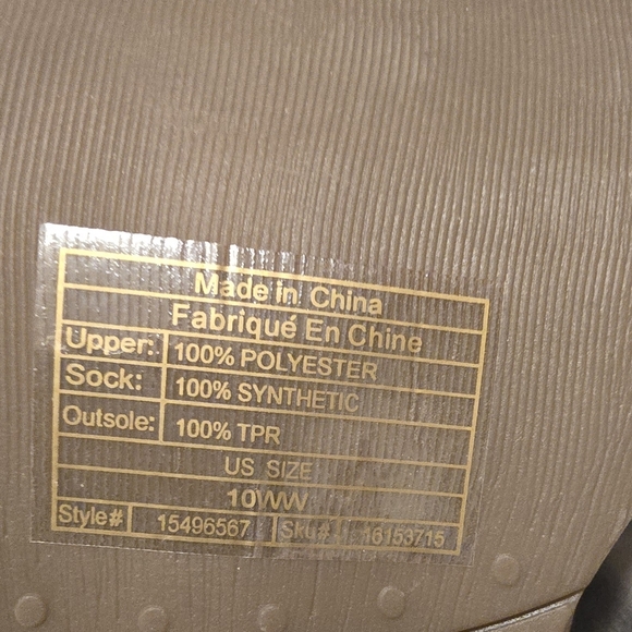 New - Never Worn Size 10 Torrid  Slouchy Tan Ankle Boots - Picture 4 of 8